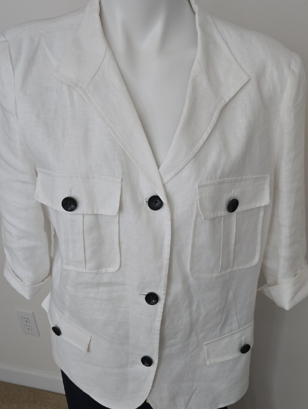 Worthington White Linen Blazer with Black Buttons